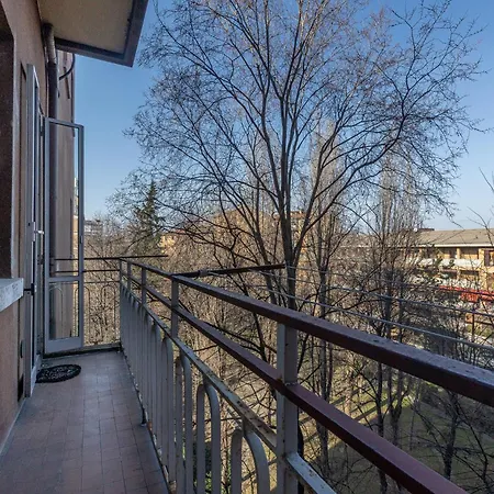 Apartamento Guesthost - Charm - 200m From Station *