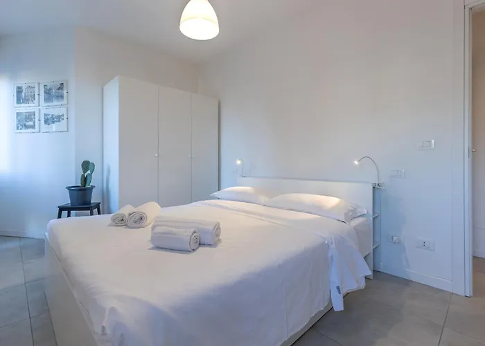 شقة Guesthost - Charm - 200m From Station