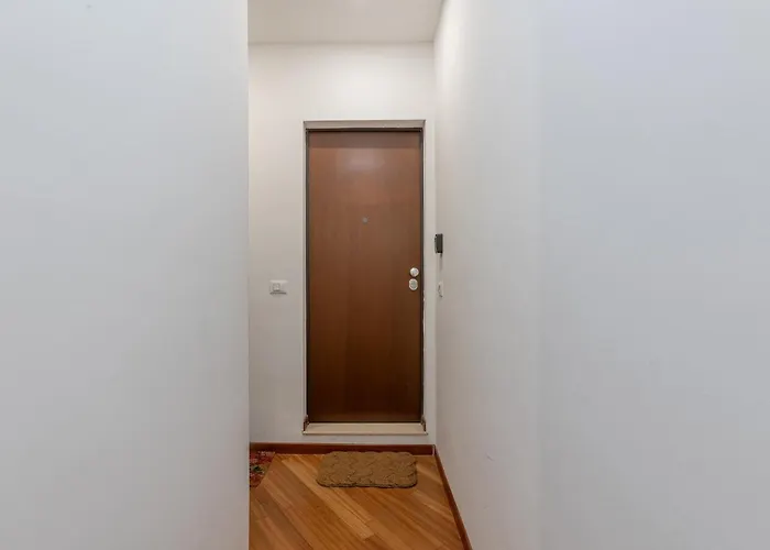 Guesthost - Charm - 200m From Station * بولونيا