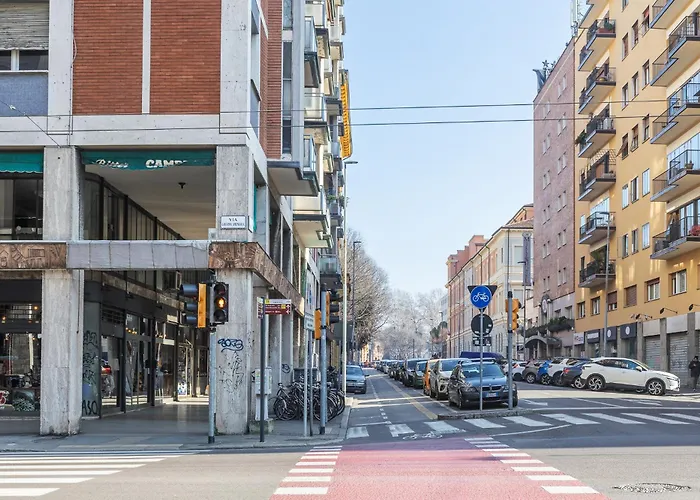 Guesthost - Charm - 200m From Station شقة